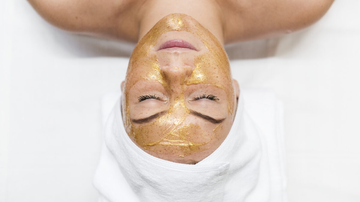 24k gold facial