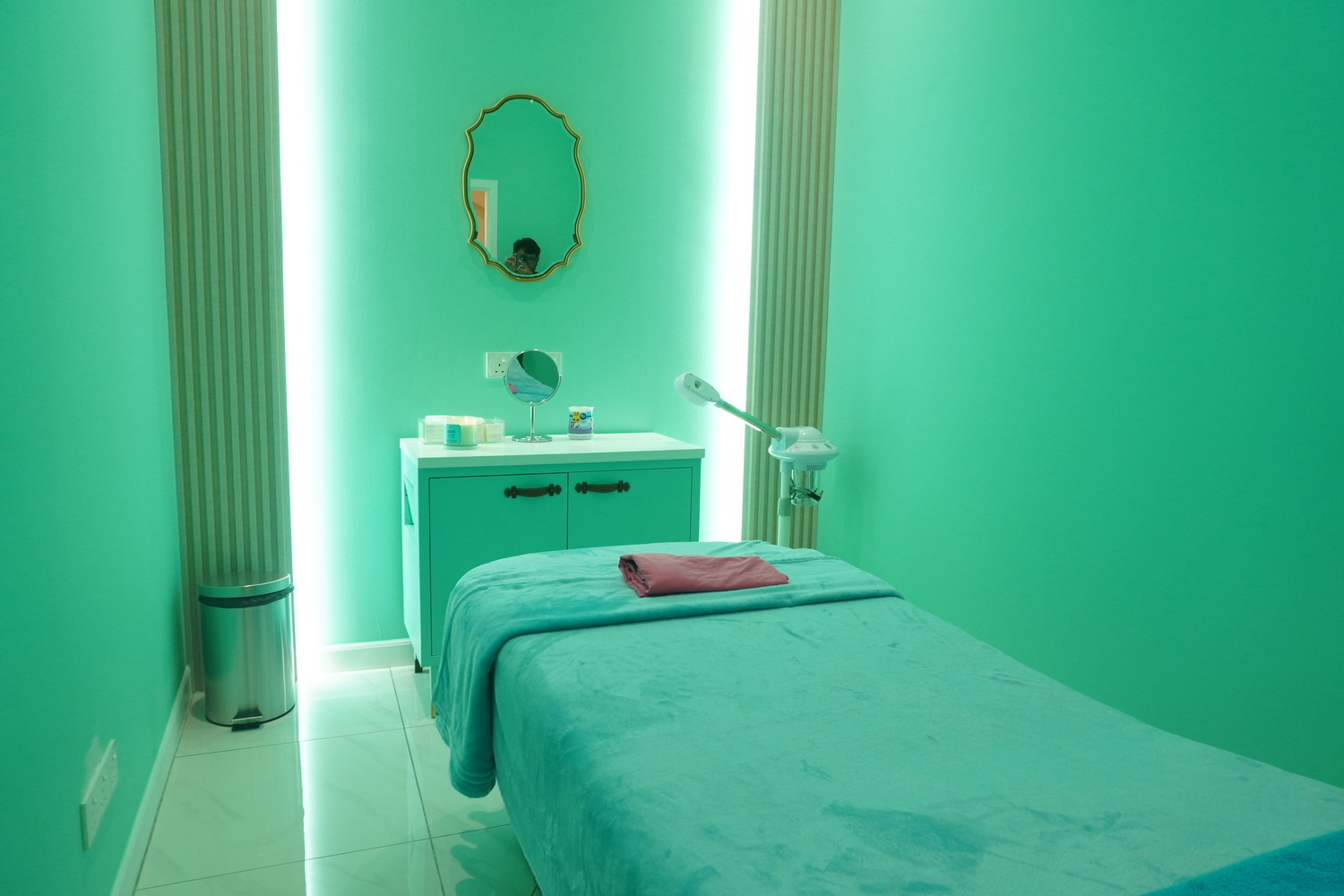 Melange Korea ioi facial treatment room